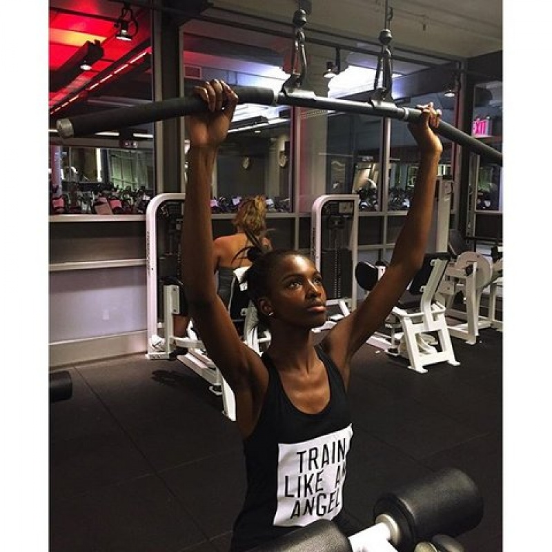 Leomie Anderson（圖片擷取自Leomie Anderson Instagram）