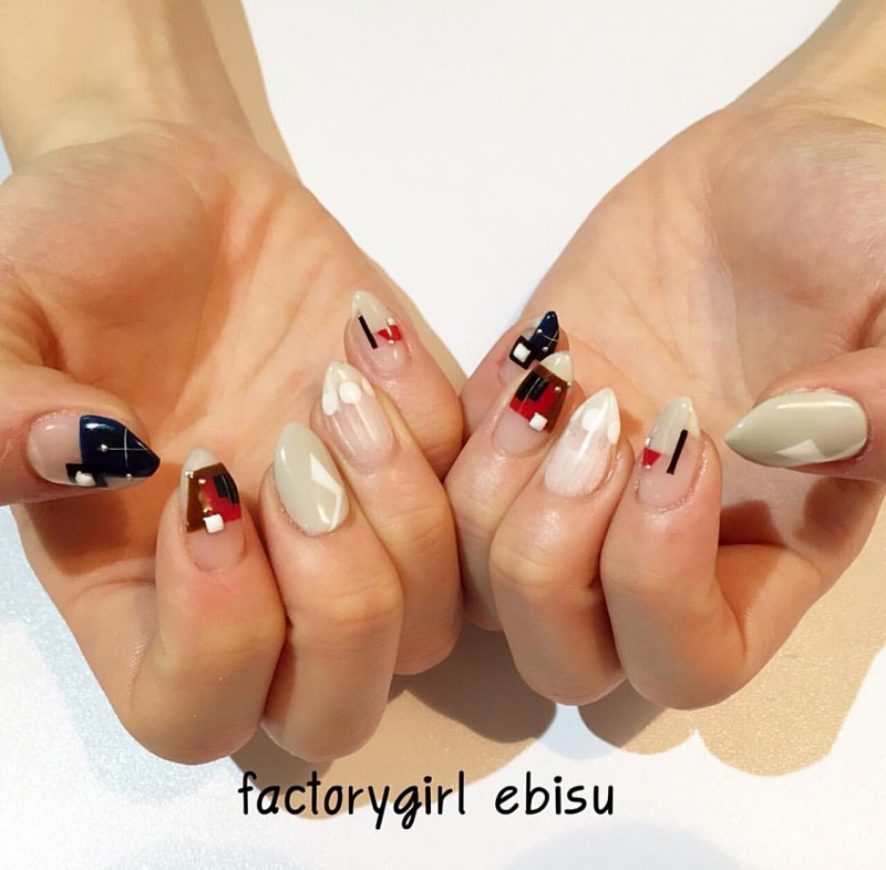 （圖片擷取自nailsalon_factorygirl Instagram）