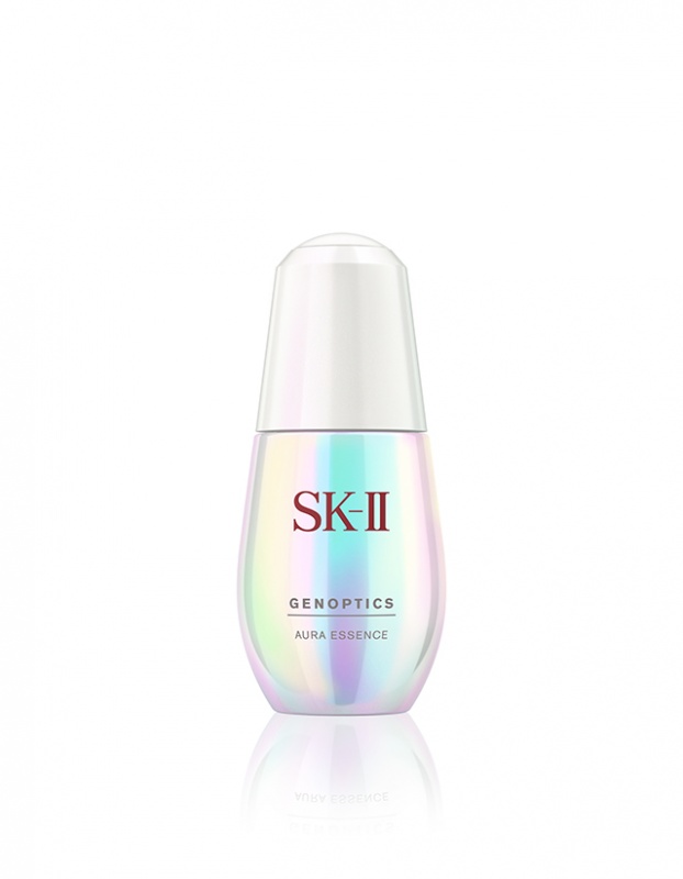 SK-II超肌因鑽光淨白精華（30ml）／4,600元
由成份「西梅果萃取」與「肌醇(Inositaltol)」組成，搭配SK-II濃縮PITERATM，修護紫外線所帶來的UV10大傷害，還原肌膚澄澈透亮光澤。