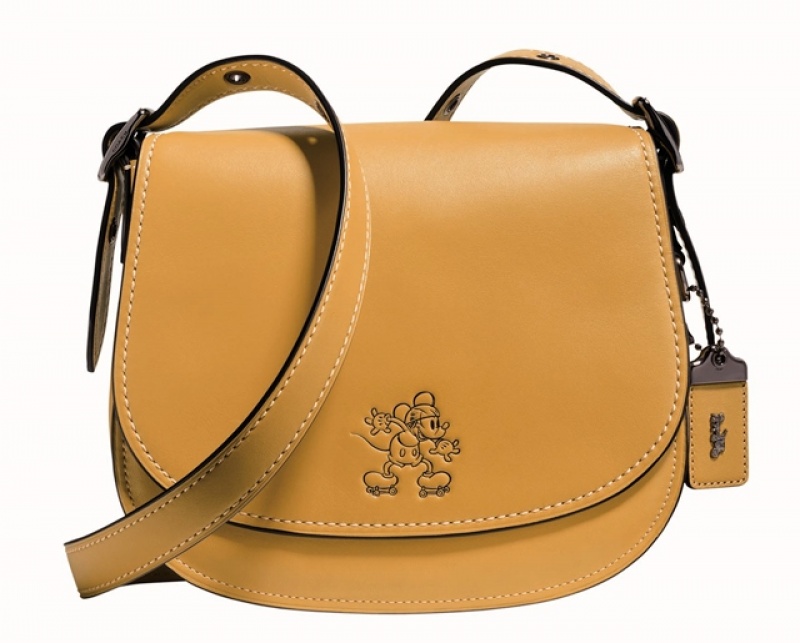 Disney x Coach Mickey Saddle Bag／23,800元