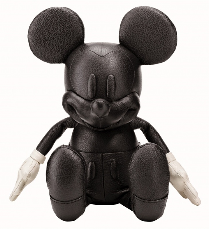 Disney x Coach Mickey DollS／23,800元