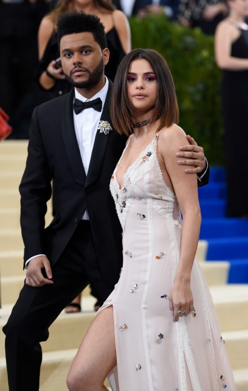 The Weeknd and Selena Gomez（美聯社）