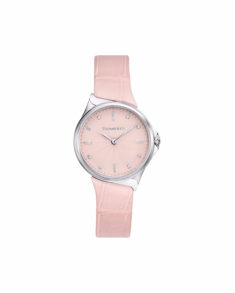 Tiffany Metro 28mm不鏽鋼粉色鱷魚皮錶帶石英機芯腕錶 NT$136,000（品牌提供）