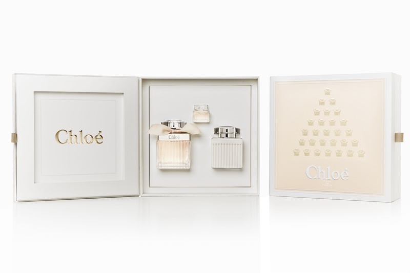 Chloé玫瑰之心　2017許願聖誕樹限量禮盒精裝版，淡香精75ml+身體乳100ml+小香5ml，4,300元。