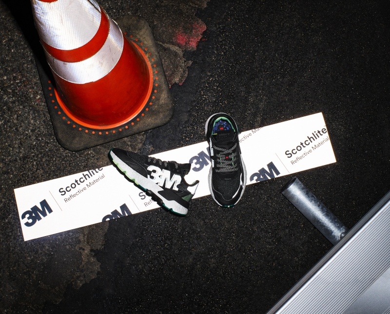 adidas Originals新鞋款聯名找上「它」！暗夜裡也超級放閃