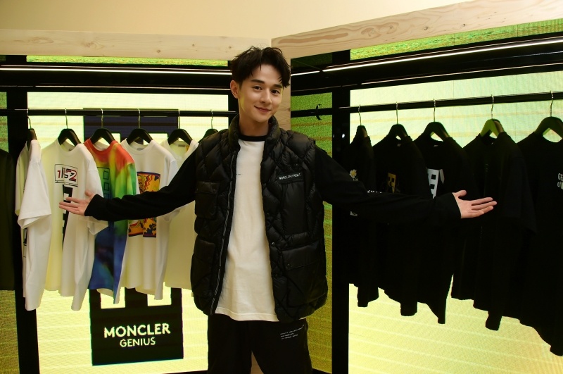 昆凌穿牛仔裝跟周董比帥氣！Moncler Genius限時店亞太首站台北揭幕