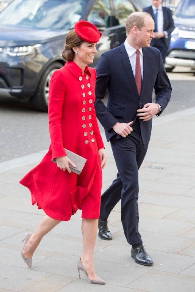 新年必穿紅色才會旺！凱特王妃、迪麗熱巴示範「開運紅」穿搭
