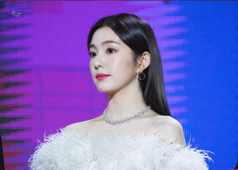 韓國女團「顏值擔當」美出新高度！過億珠寶竟比不上她的美貌