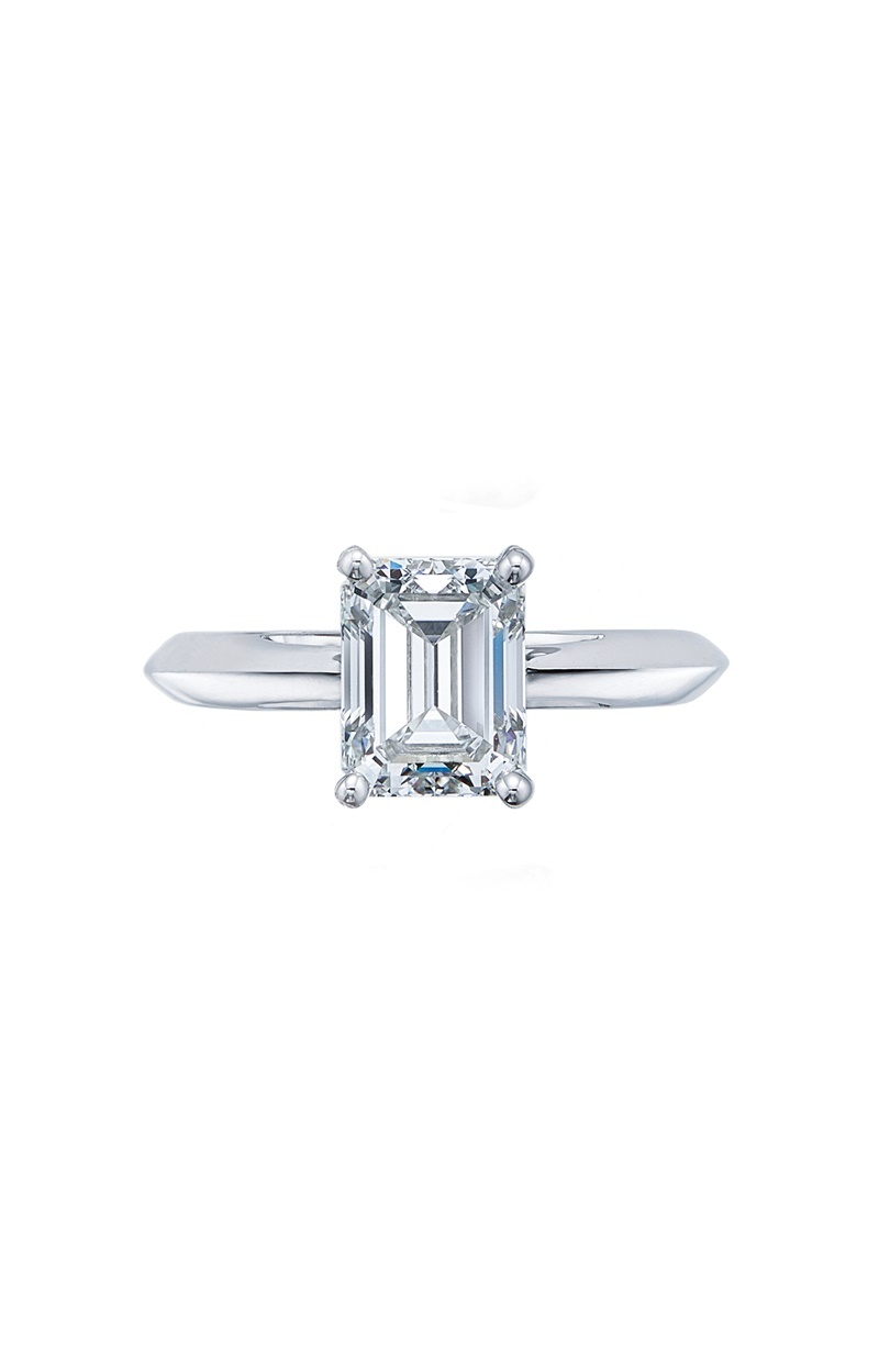 Tiffany 祖母綠形切割鑽石鉑金戒指，價格店洽。