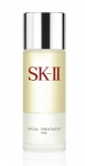 SK-II青春修護精萃油／4,980元
調和6大天然植萃油的修護精萃複方與濃縮PITERATM，雙質地親膚性成分賦予肌膚立即保濕與光澤。
