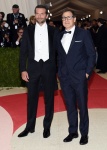 Bradley Cooper身穿Tom Ford（左）、David O（右）（美聯社）