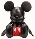 Disney x Coach Mickey DollS／58,000元