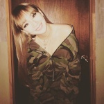 （圖片擷取自CL Instagram）