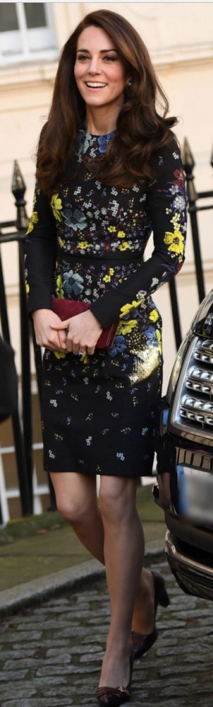 凱特王妃「時尚外交」比拚超精采！一天換三套華服氣走瑞典公主