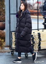 韓國狂愛「長羽絨外套」！TWICE周子瑜、潤娥…都愛，穿了才有好人氣！