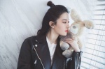 仙女姐姐劉亦菲自曝「另類洗臉影片」！網友驚呼太像小貓喝水！