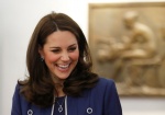 凱特王妃挺8月孕肚展現「換季穿搭」！致勝關鍵仍是經典皇家藍