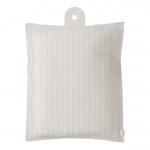 攜帶體用起泡浴巾(210→160，-24%)：使用伸縮性佳的素材所製成，便於折起收納。