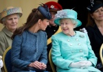 凱特王妃的首飾，是向女王「借」來的？
