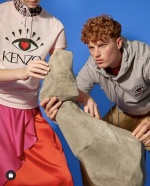 雙人組設計師曾為Kenzo創造包括「虎頭衛衣」、大眼睛等多款熱賣單品。（截自Kenzo IG）
