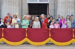 梅根王妃打破英國傳統，生產後的公開露面是相隔一個月後的英女皇生日。（美聯社）