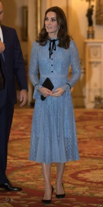 凱特王妃對於「冰藍色」情有獨鍾。（美聯社）
