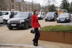 凱特王妃俏皮溜滑梯全被拍！訪丹麥的「Zara紅西裝」被問翻