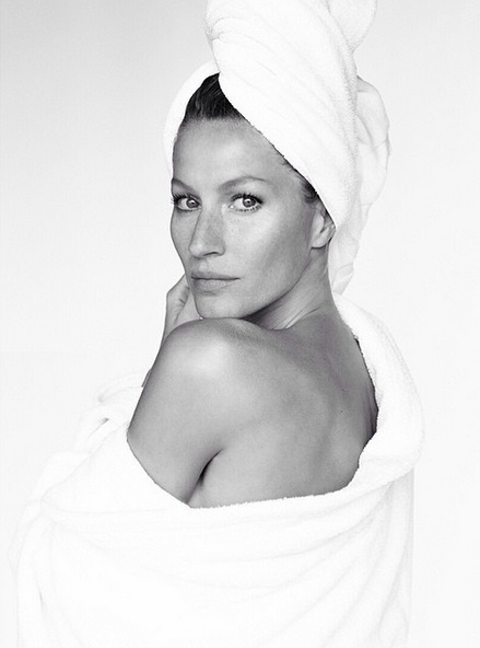 TOWEL SERIES 18,Gisele Bündchen.