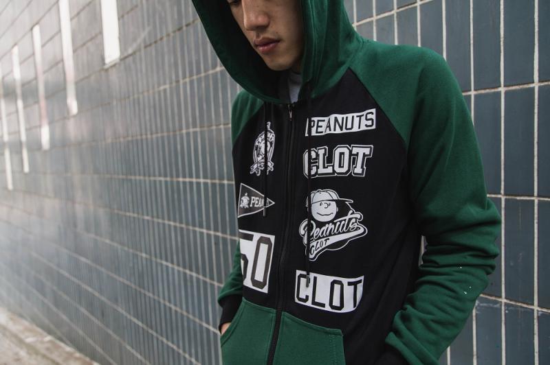 CLOT x PEANUTS 棒球外套／3,680元。