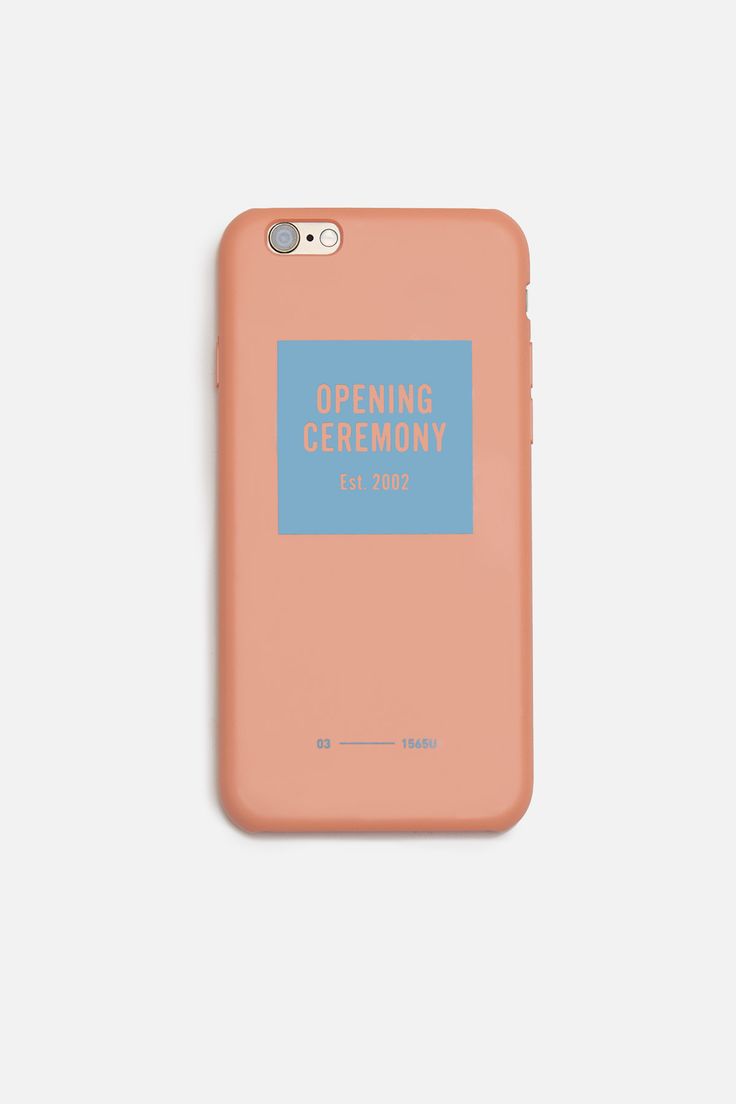 11+ For OPENING CEREMONY 簡約撞色保護殼，40美金。（圖片擷取自OPENING CEREMONY）