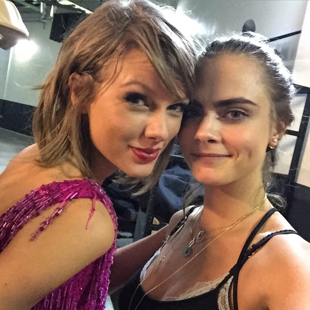 （圖片擷取自caradelevingne Instagram）