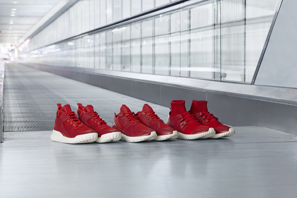 左：Tubular X CNY  5,690元、中：Tubular Runner CNY 5,290元、右：Tubular Doom CNY 6,000元