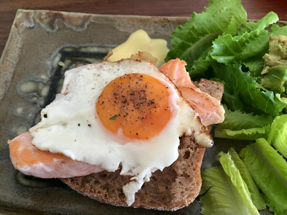 林嘉綺不「節食」但「節制」，以優質油脂、澱粉與蛋白質組成的早餐養胎不養肉。