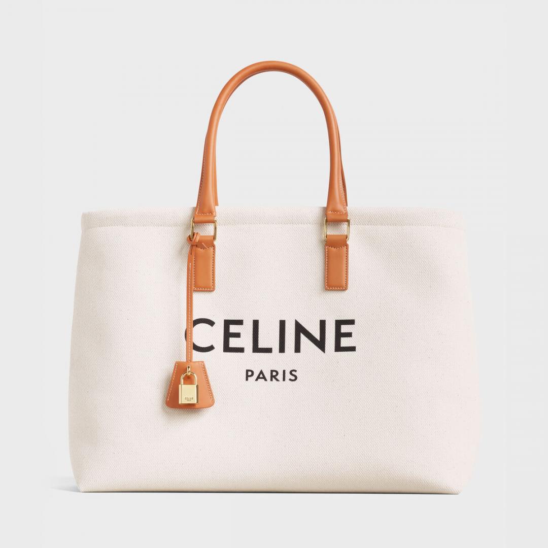 CELINE 白色托特包。