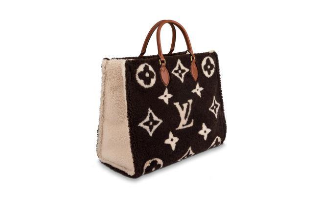 Louis Vuitton Monogram 皮草托特包。