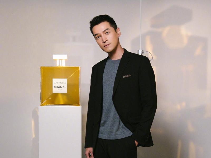 據報導指出，胡歌也是《在一起》的演員之一。