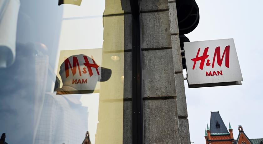 H&M 第一季財報數字曝光，受到疫情影響銷售依舊低迷。