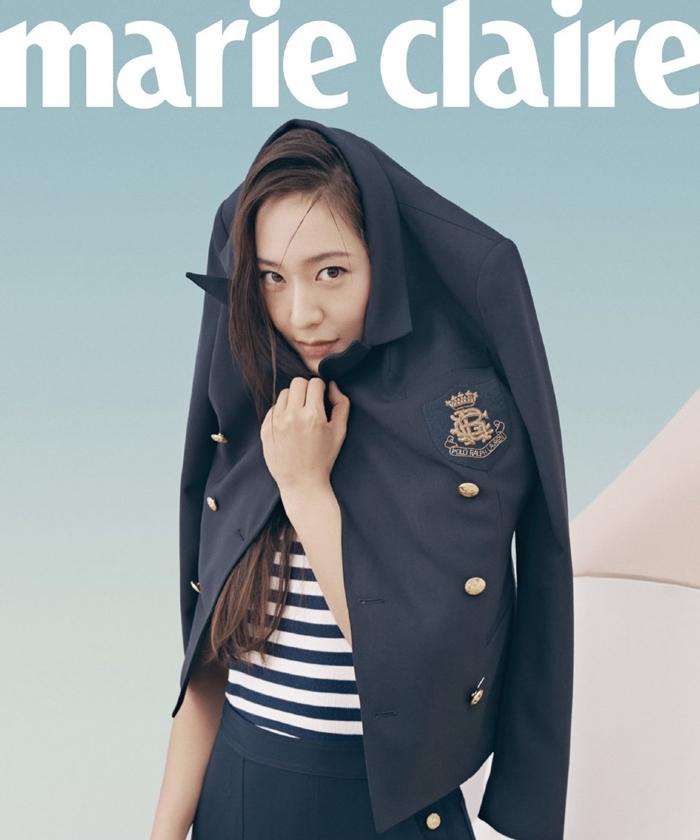 Krystal 登上4月號韓國版《Marie Claire》封面。（翻攝自Marie Claire Korea）