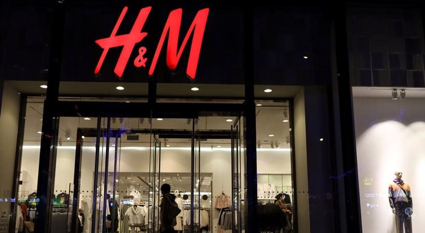 H&M 中國電商全面被下架！400家實體門市「照逛」小粉紅氣炸