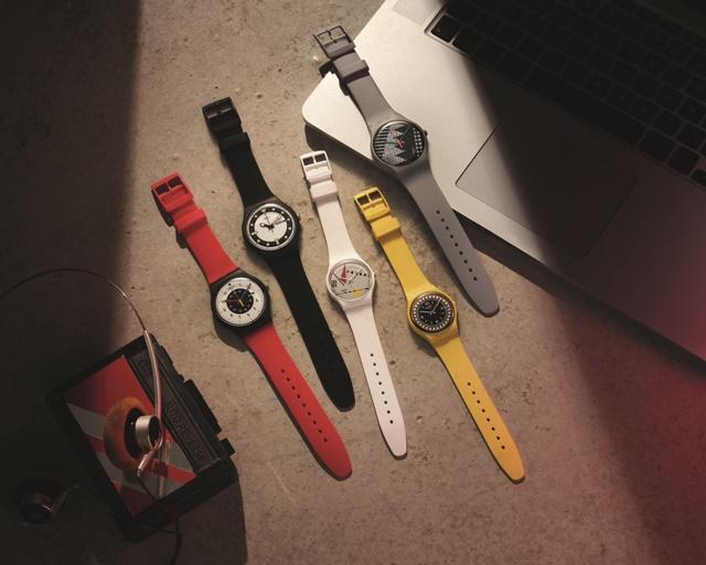 SWATCH 今年推出 SWATCH 1984 復刻系列錶款。