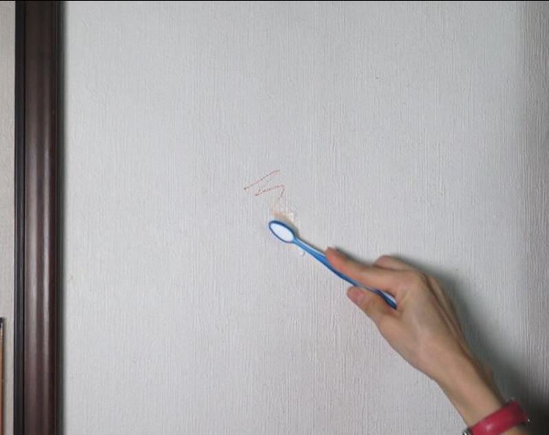 乳液裡面含有乳化劑，會有清潔的功效。（圖／記者黃敬文攝）