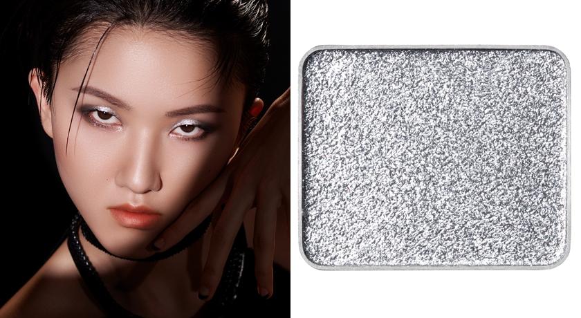 單眼皮可以「段式」搭配「漸層」。色號「#MF SILVER」。