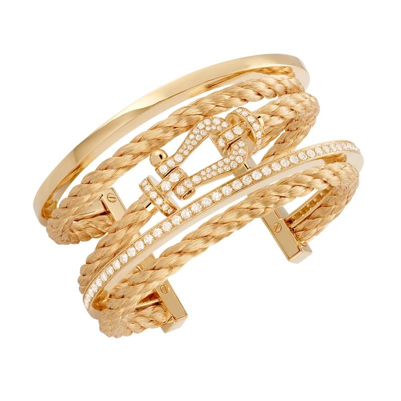 Force 10 Multi-rows 高級珠寶系列18K黃金鑽石手環，1,084,100元。