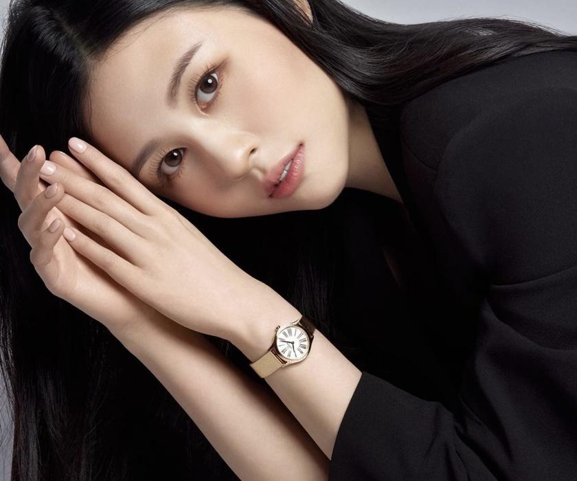 邱淑貞大女兒沈月（Ayla）宣告加入OMEGA代言人陣容。