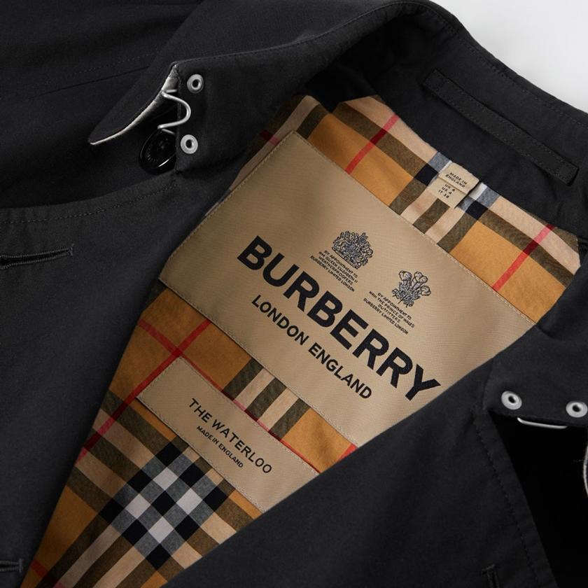 Burberry風衣上就擁有女王頒發的「王室認證」。