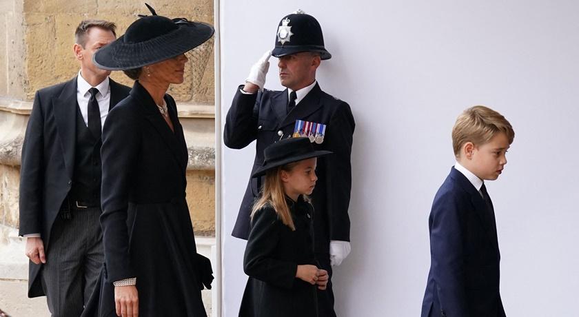 女王國喪夏綠蒂公主成「超級明星」！貼心舉動被讚爆：和凱特王妃一樣得體