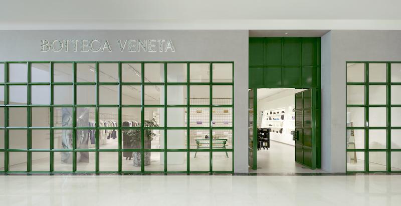 Bottega Veneta高雄漢神店是台灣首間換上新概念店裝的店面。（品牌提供）