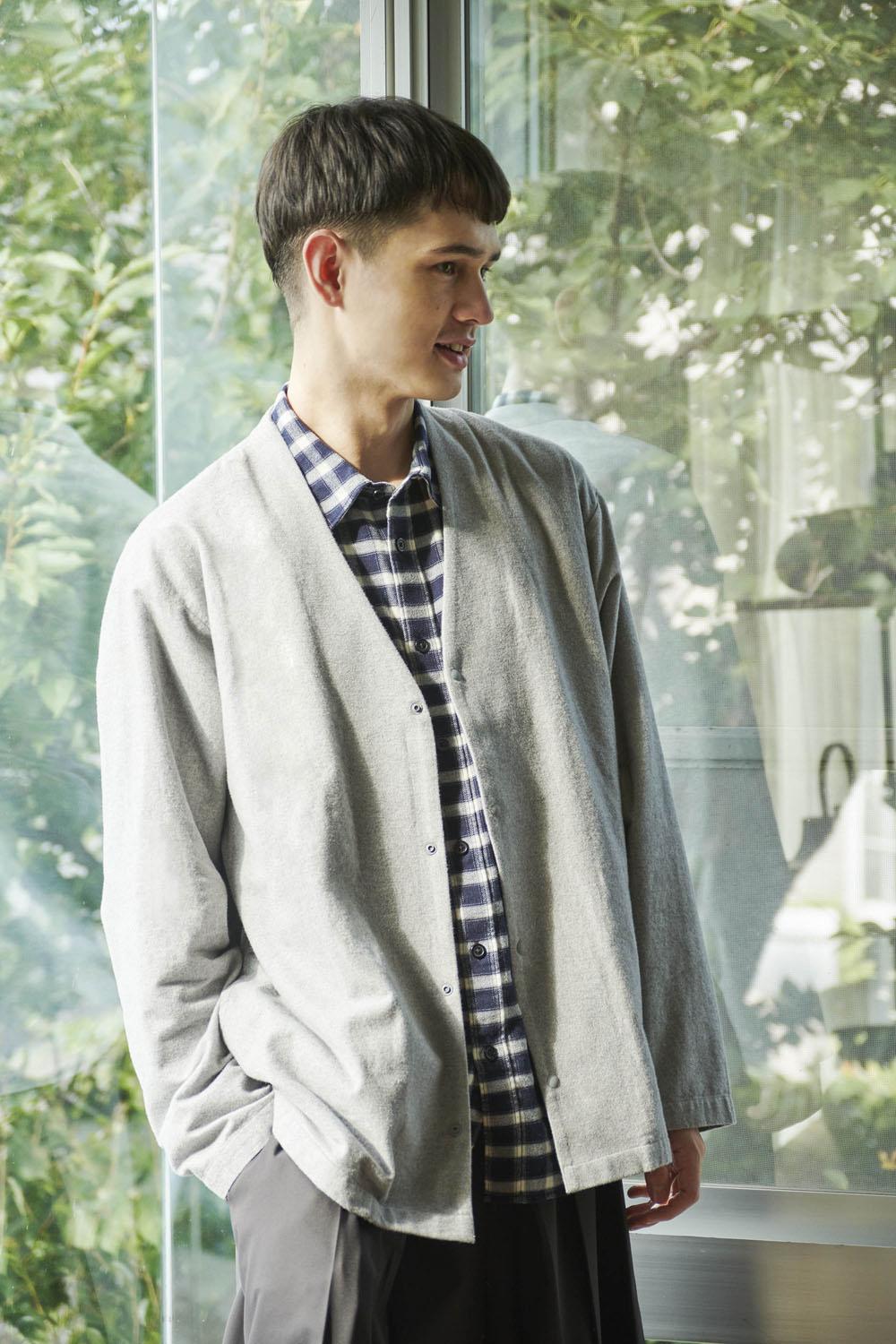 MUJI男裝有機棉法蘭絨襯衫，599元。