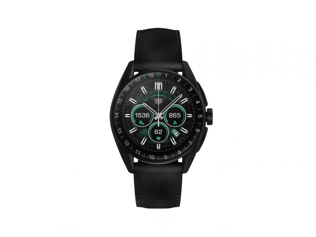 TAG Heuer Connected Calibre E4智能腕錶「42毫米高爾夫版」，82,400元。