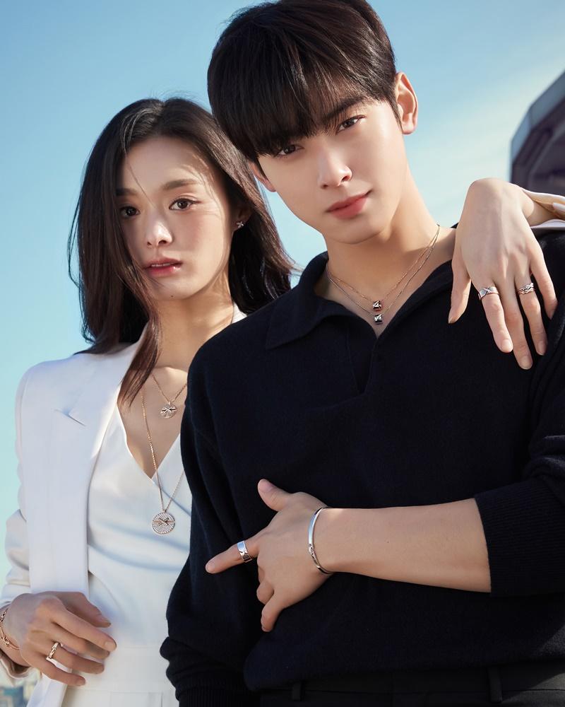 韓國帥氣男星車銀優近日最新為珠寶品牌CHAUMET拍攝形象大片帥照，身旁站了一位互動親密的女子，讓粉絲狂猜「她是誰？」。